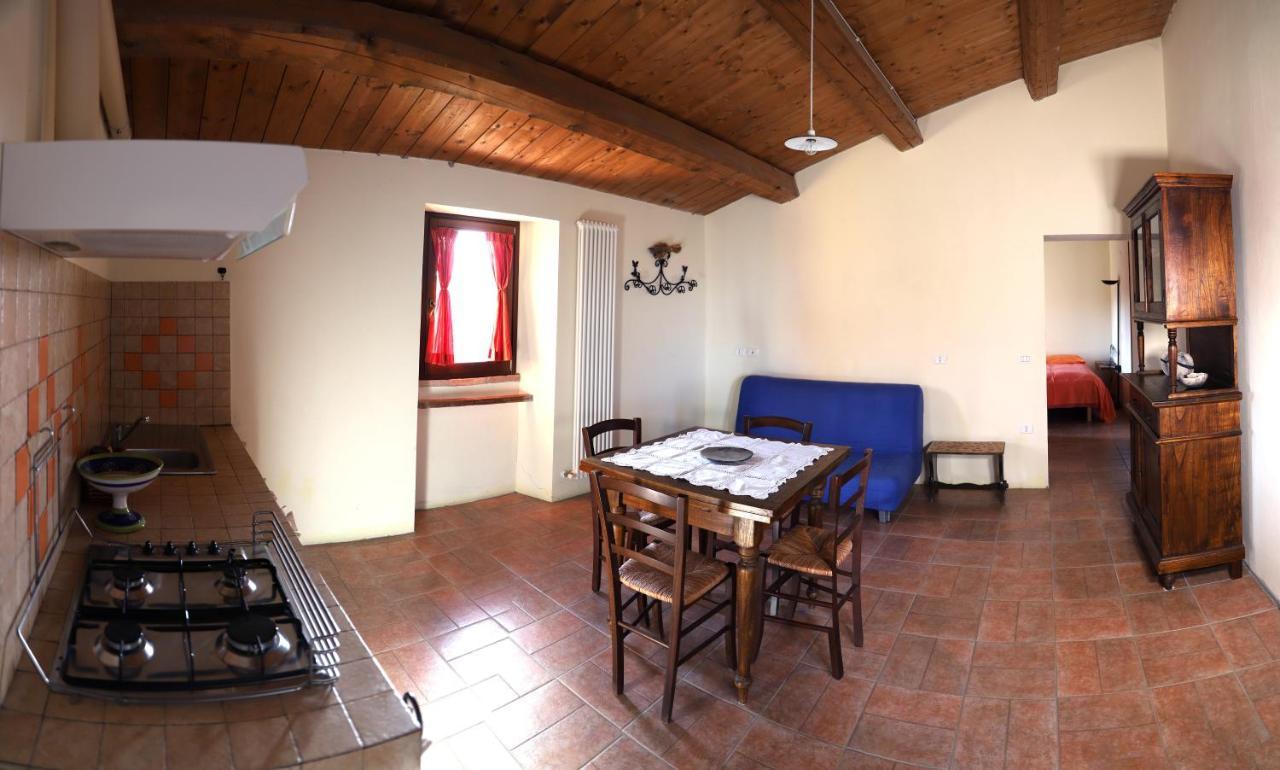 Girfalco Country House Bed and Breakfast Urbino Zewnętrze zdjęcie
